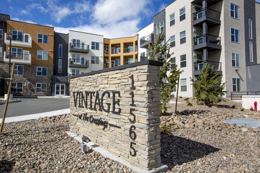 Vintage at the Crossings<span class='db'>Grand Winner</span> Vintage at the Crossings<span class='db'>Grand Winner</span>