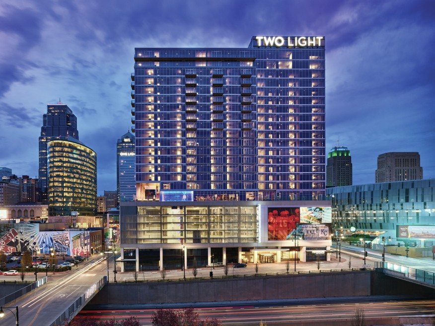 Two Light<span class='db'>Grand Winner</span> Two Light<span class='db'>Grand Winner</span>